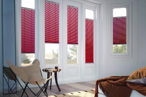 Teba_Jalousie_Lift 2.0_Schlafzimmer_rot_4220
Quelle: Hunter Douglas Europe B.V.